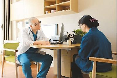 健康產(chǎn)業(yè)的藍(lán)海 海歸人才化身“健康管家”，引領(lǐng)健康管理咨詢新浪潮